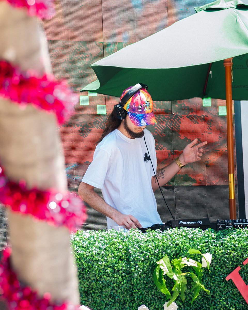 BadDancerUS's tweet photo. Splash House was suuuuuuch a vibe 💦🥵
#GodSavetheQueen #GodSavetheRave #HouseOfTones #RioDayclub #AustinTx https://t.co/jL1QalZbrA