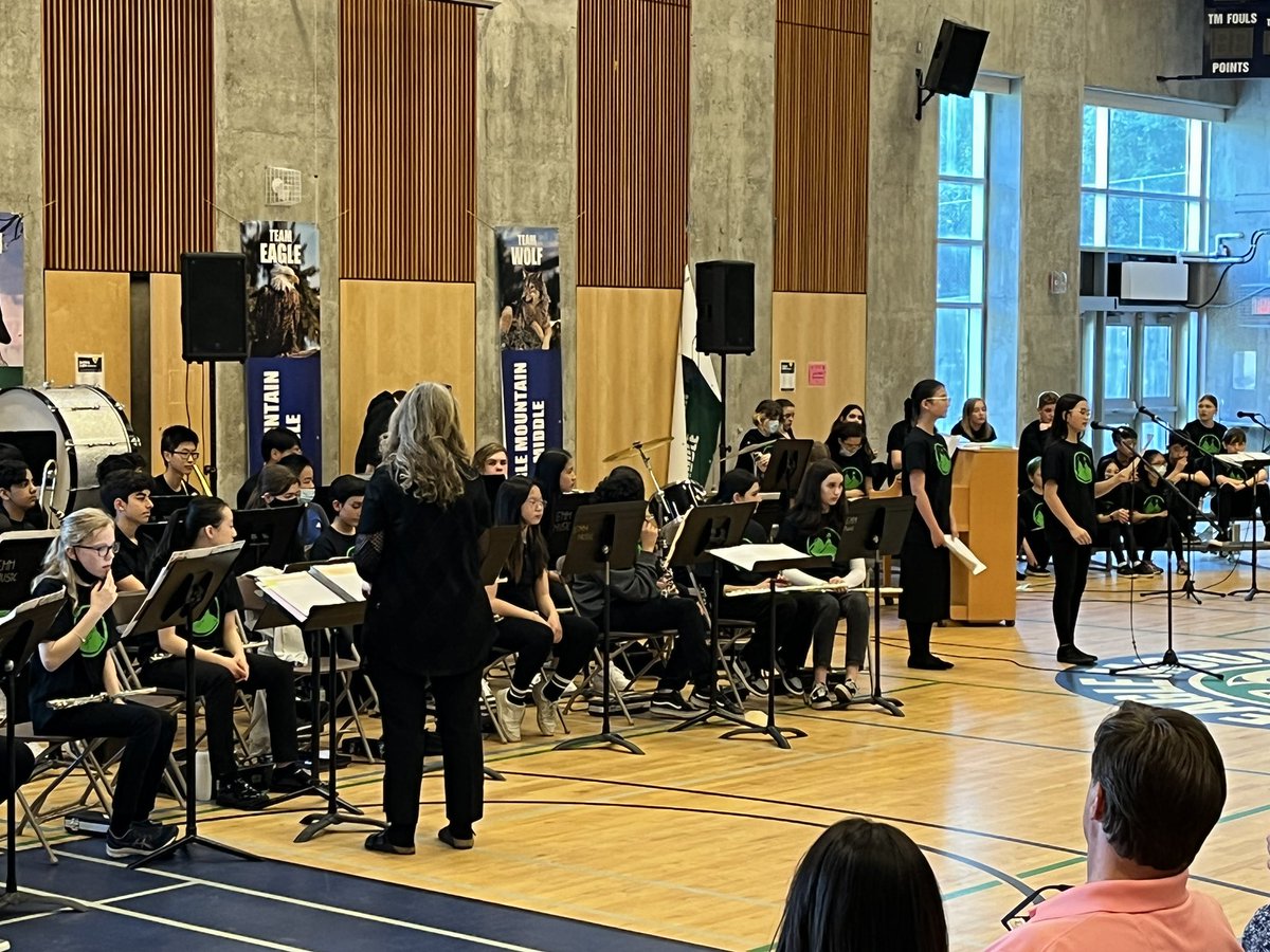 Our gym turned into a concert hall! What beautiful sounds coming from our bands and choir thanks to Mrs Ipe and out dedicated students. Celebrating the arts @43EagleMountain @sd43bc