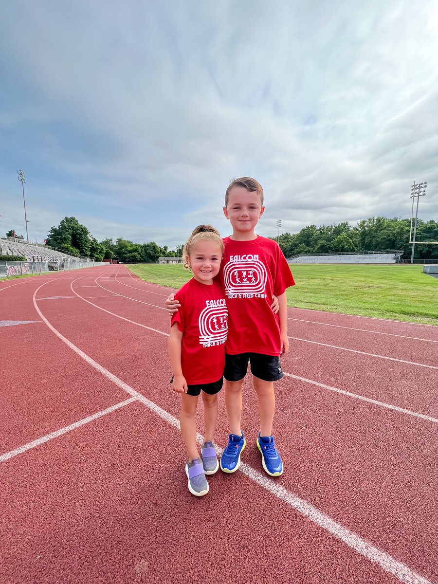 MrsJBrower's tweet photo. @FauquierTrack put on the best camp this week! Thanks Coach Jones (and team) for making my kids smile ear to ear for five nights in a row. See ya next summer! https://t.co/WDMvZLtGzX