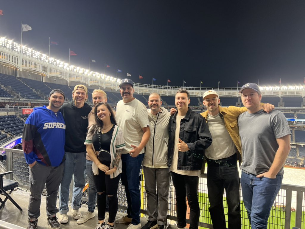 FlyeGuy NFT tweet media