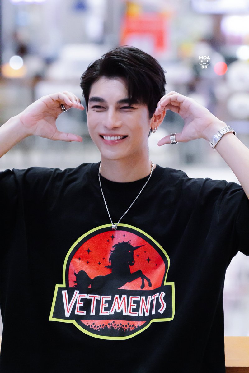 MOA_KK's tweet photo. Good Mewning💕

คิดถึงพี่มิวอีกแล้ว🤏🏻😊

@MSuppasit 
#MewSupppasit 
#มิวศุภศิษฏ์ https://t.co/iBNK3oW5CE