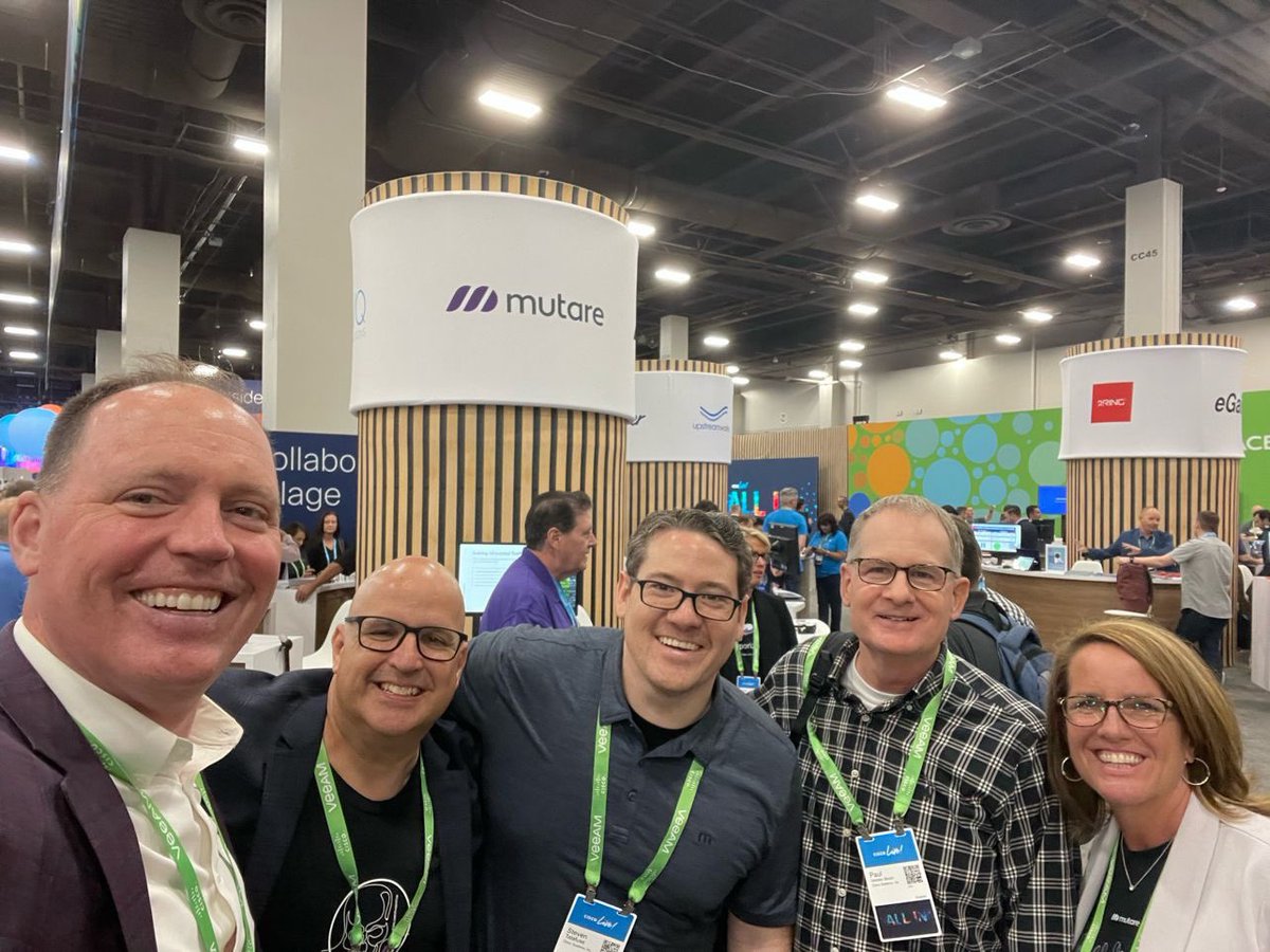 StevenTalafuse's tweet photo. All #smiles with @MutareInc at #CiscoLive2022 https://t.co/M2XQowI7QV