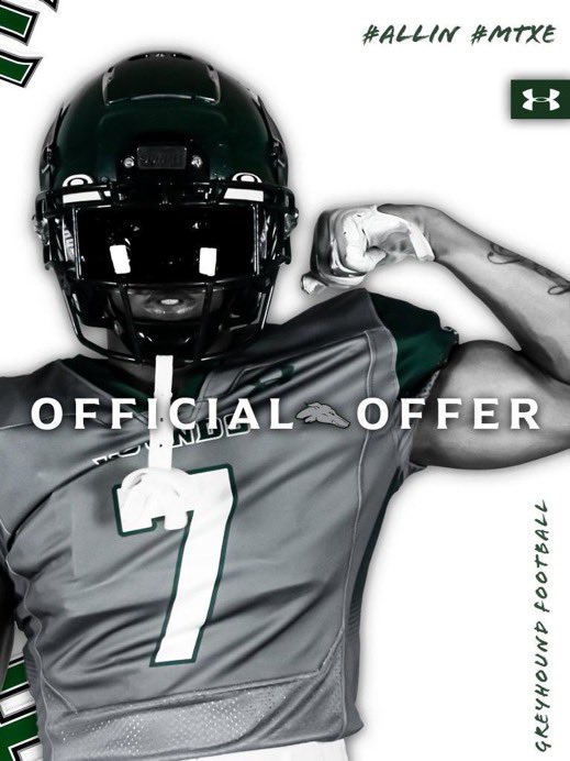 kameronbrown04's tweet photo. After a great camp and conversation with @HiattENMU  I am blessed to announce I have received my 2nd offer from @ENMUFootball 🤙🏽💯 https://t.co/1BACKi4rVW