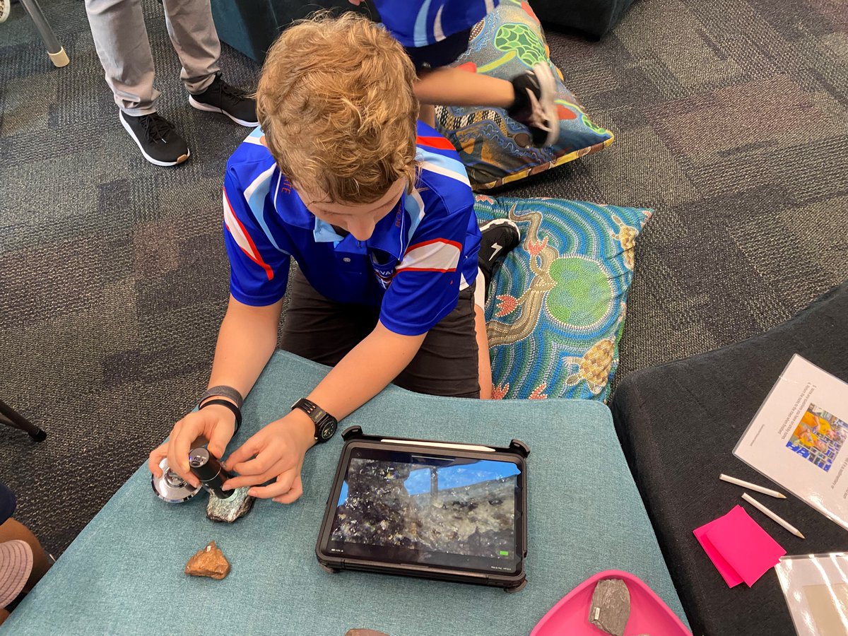 qldmuseum's tweet image. When the museum comes to you 🦕🔬🦴 I DIG Discovery gave Townville students something to really sink their teeth into with a dino-mite science inquiry incursion. Learn more 👉 bit.ly/3OlutF9
Supported by @bhp #ProjectDIGQM