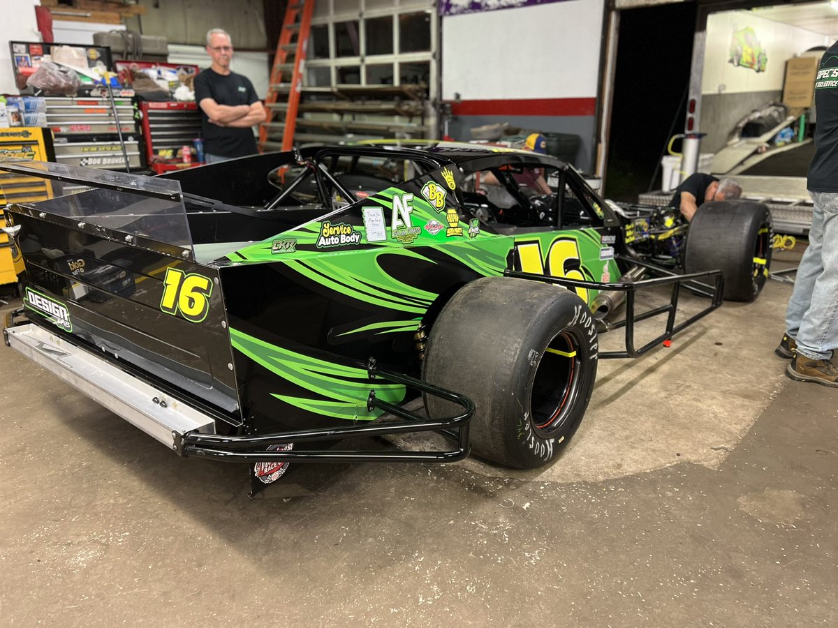 DylanKopec's tweet photo. Back from the dead
Ready to get back after it tomorrow ๐ช๐ผ
Busted our butts all week long !
@StaffordSpeedwy
#CKR #SKmod #JustLikeNew https://t.co/58yOqbdH3N