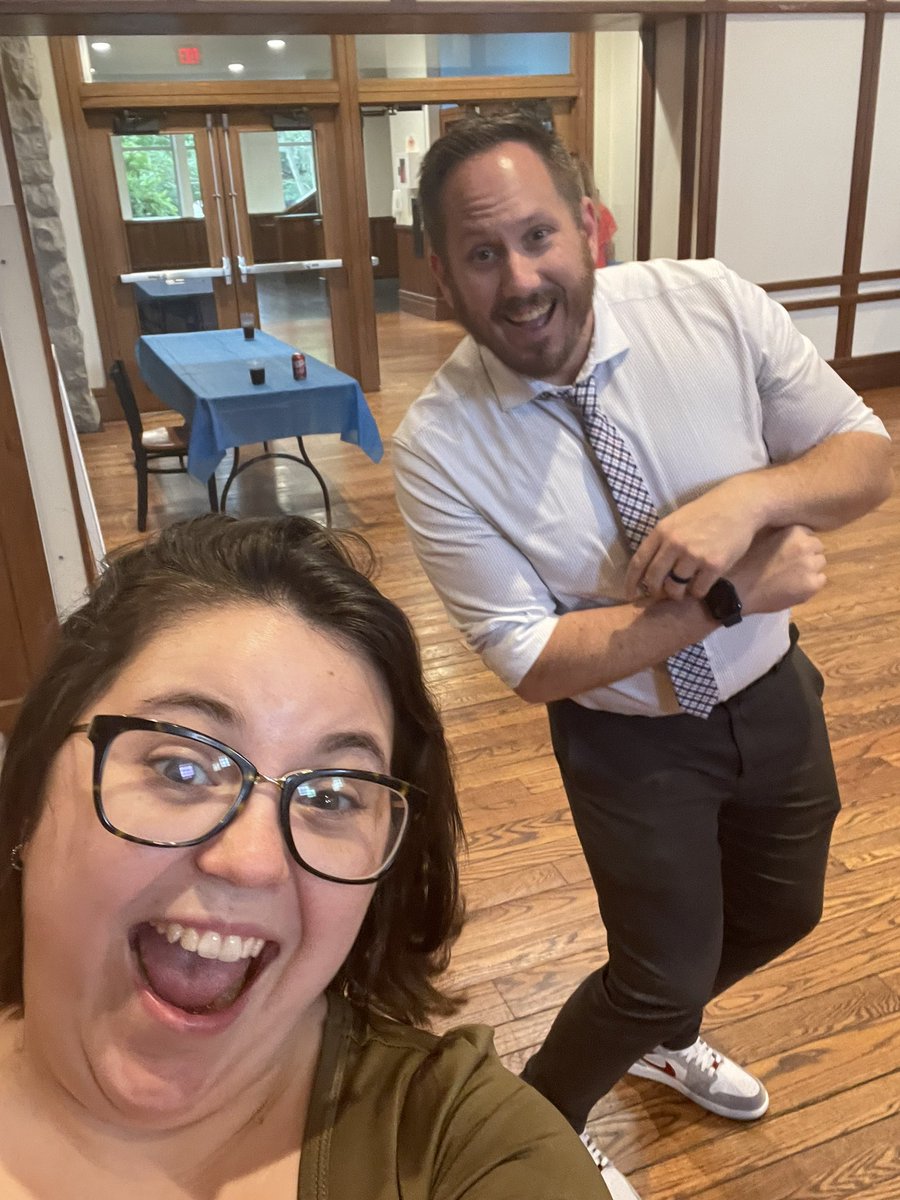 MrsBurkes_Class's tweet image. Grateful that @BDCoachCox came to support our Butler Way presentations! What a great end to an incredible week! And now, we rest. @ButlerEPPSP