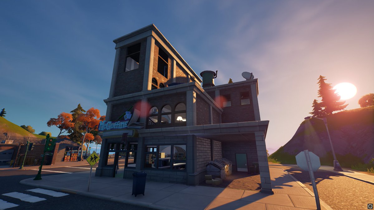 Derponce_'s tweet photo. Eis a minha inscrição pra Tilted Towers no The block 2.0! To orgulhoso, combinou muito com a cidade 🥺
Totalmente focado nos dois modos, com construção e zero build, tem muito sistema de parkour e é bem aberto pra sair dele de qualquer andar.
@Flak @FNCreate #theblock2 https://t.co/bTQqwjw0IV