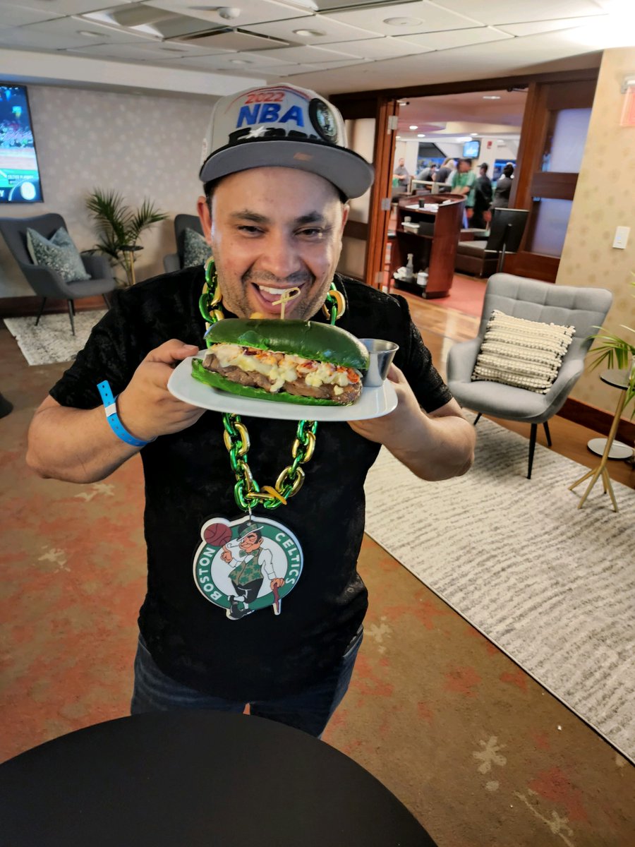 FirekingBaking's tweet photo. All those green buns at the @tdgarden baked by our Master Baker, Emerson Neves, Go @celtics. #NBAFinals  #Boston! https://t.co/uXCtIzqgwZ
