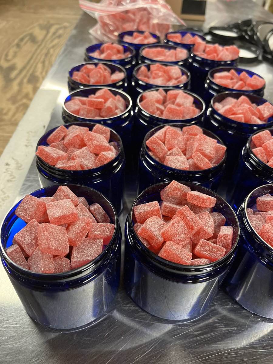 cultivated_cbd's tweet photo. We’re always trying to improve. 

After a brainstorm w @Chris_Hawkey we’ve decided to add 25% more pieces to every jar of Cherry Hill gummies. Filled to the brim, look for newly packed jars, no additional charge. #CultivateGiving #CultivateWellness https://t.co/HUojrCEUsy
