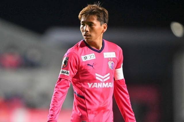 ちばくん 今朝の情報 神戸 Mf乾貴士の獲得へ本腰 海外 ユベントスがユナイテッドのフランス代表mfポグバの獲得濃厚 4年契約の見込み 海外 アーセナルがポルトのu 21ポルトガル代表mfファビオ ヴィエイラの獲得濃厚 海外 インテルがユベントス