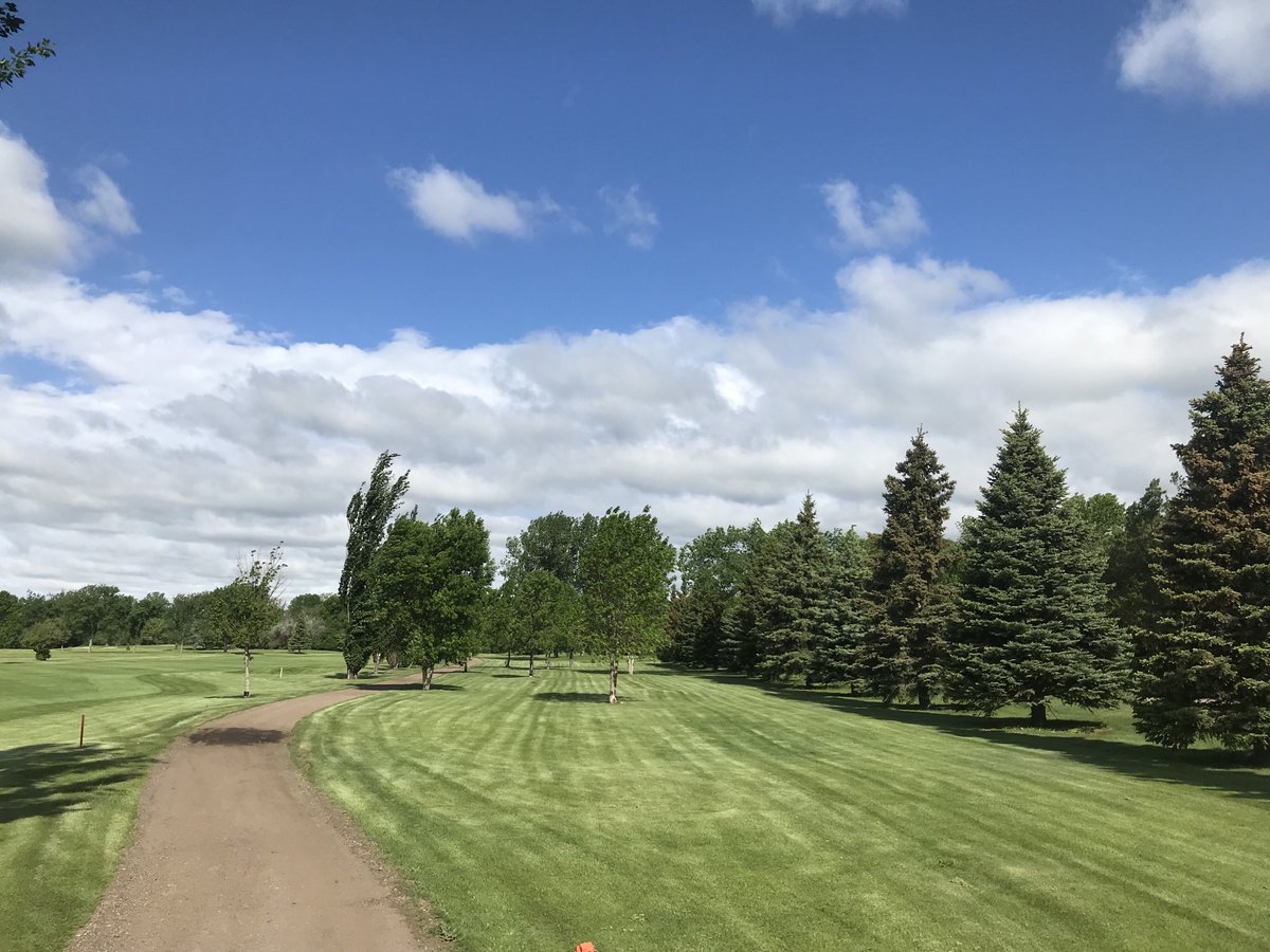 woodlawnturf's tweet photo. Our crew has done amazing work over the last year getting everything to look so good. Thank you all so much. https://t.co/TWhMStfXDA