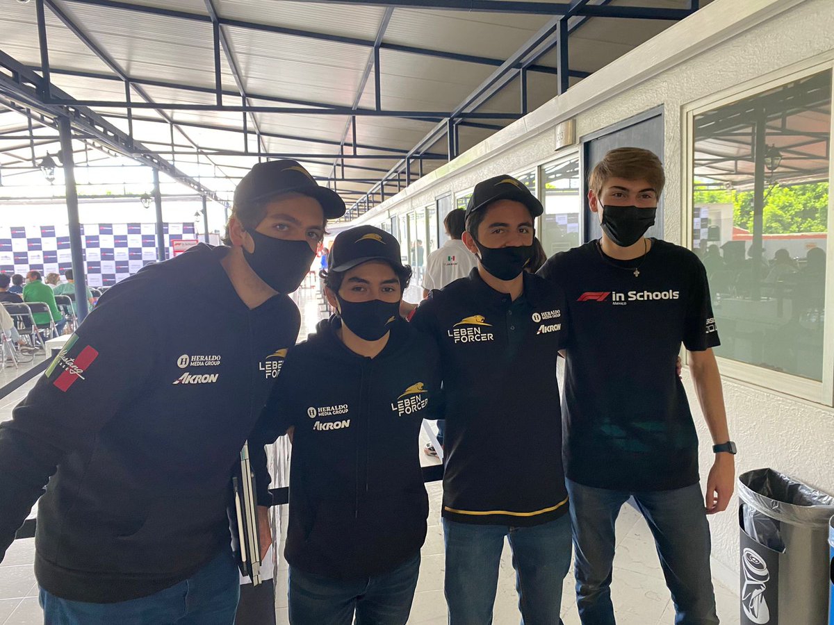 <a href="/Proyecto/"> Rafael Ruiz </a> F1 in School <a href="/F1inSchoolsMx/">STEM Racing México</a>

“Con el tiempo fuimos armando un equipo y con ese equipo hemos logrado grandes cosas y hoy estamos a punto de ir a la -competencia- mundial”

Javier de la Paz, ingeniero diseñador de la Escudería @Leben_Forcer 
#ElDedoEnLaLlaga 👉 98.5 FM