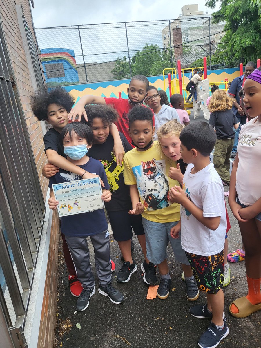 Valerie Macey M.Ed. tweet media