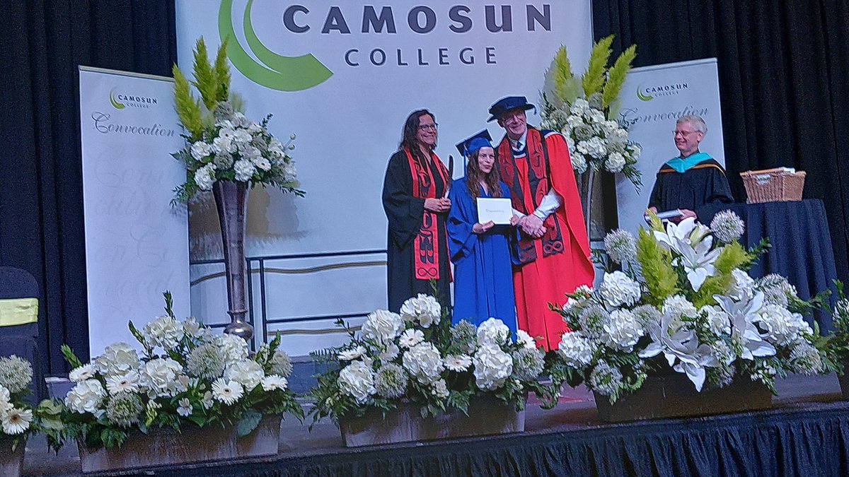 So happy to join with <a href="/Camosun/">Camosun College</a> celebrating the Convocation of 3 cohorts of students.  Well done all! <a href="/DistrictOakBay/">District of Oak Bay</a> #OakBay #yyz