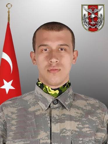 Şehit Muhammed Ali ÖZTÜRK 🇹🇷

15.08.2021 tarihinde Irak'ın kuzeyine düzenlenen Pençe-Şimşek operasyonu sırasında teröristlerle çıkan çatışmada şehit olmuştur.