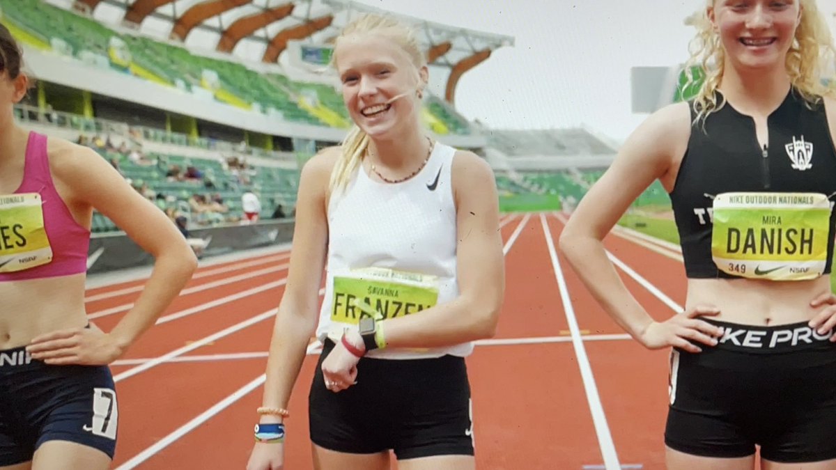ava_knap's tweet photo. I held myself together until now…That smile 🥺 You go girl ❤️ @franzen_savanna @SJORunning https://t.co/YehvWXAKwP