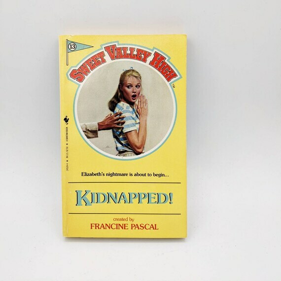UnthinkVintage's tweet photo. New in the shop today! https://t.co/Ys1NtlYQNr #etsy #vintage #etsyvintage #vintagebooks Sweet Valley High, Book 13, Kidnapped!, Vintage Books, Vintage Teen Books, Sweet Valley Twins, Francine Pascal by UnthinkableVintage https://t.co/H7FusdP7Ko