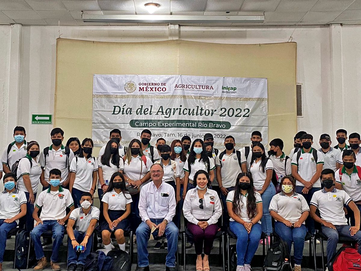 inifap's tweet photo. El Campo Experimental Río Bravo celebró el "Día del Agricultor 2022" 👩🏾🌾👨🏼🌾 con la firma de un convenio entre Desarrollo Rural Matamoros A.C. #DEMAC y el @inifap para desarrollar proyectos y actividades específicas #Agropecuarias 🌿🐮 y #Forestales 🌳. https://t.co/Jd8uD8CEUp