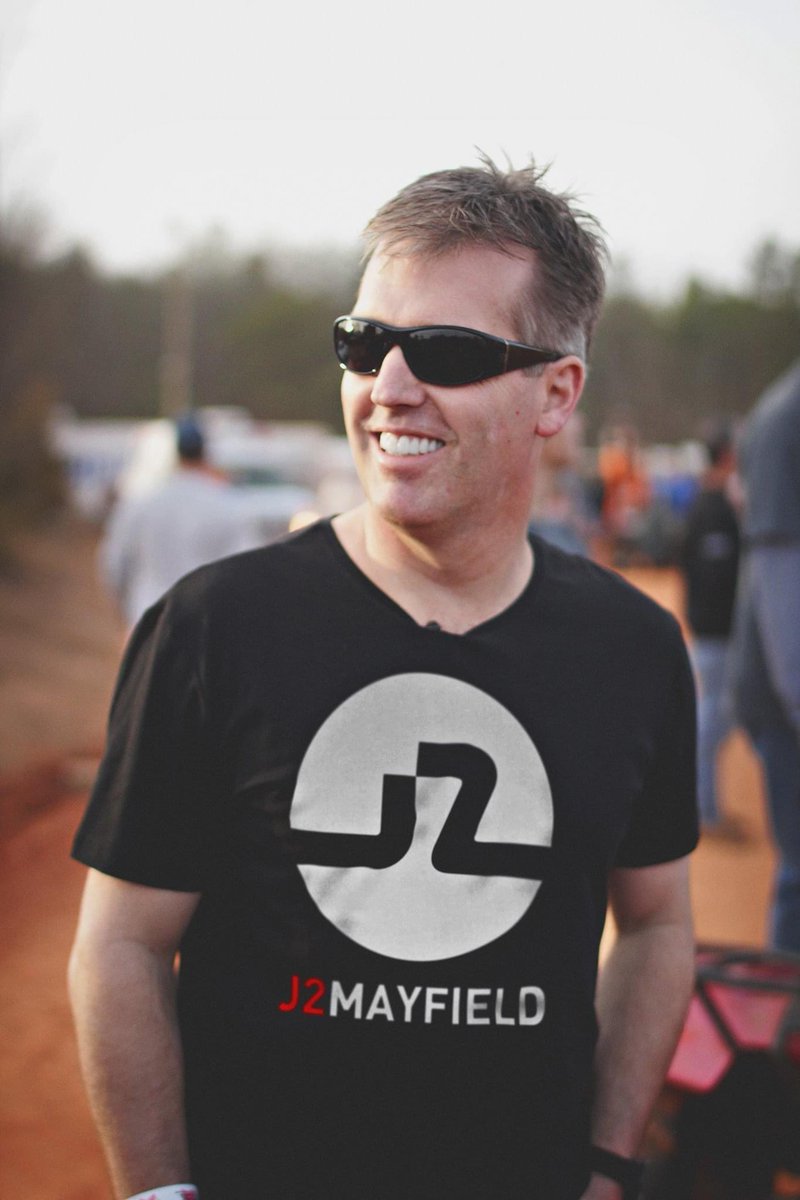 pitchatterpod's tweet photo. Looking forward to having @jeremymayfield_ driving a car in the @GrandNationalSS this Saturday at 7pm. More info on the race at https://t.co/7oKsWh7k5L https://t.co/lONpc5Qb7r