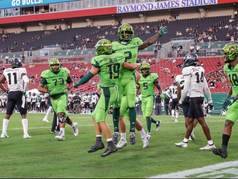 deshaun_harper2's tweet photo. Blessed to announce that I have received my first D1 offer from @USFFootball  @CoachGBarlow @CoachCamAiken @BaysideBears1 @BeMWFBuilt @CoachPolimice @butler_trevion https://t.co/aEhz109Hj7