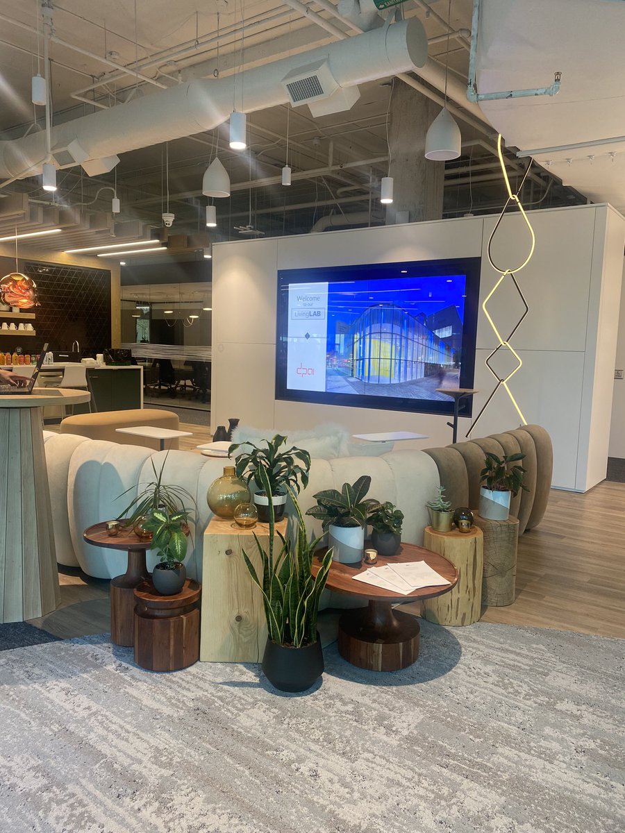 Thank you @POIWorkspace for hosting us at your LivingLab showroom tonight!