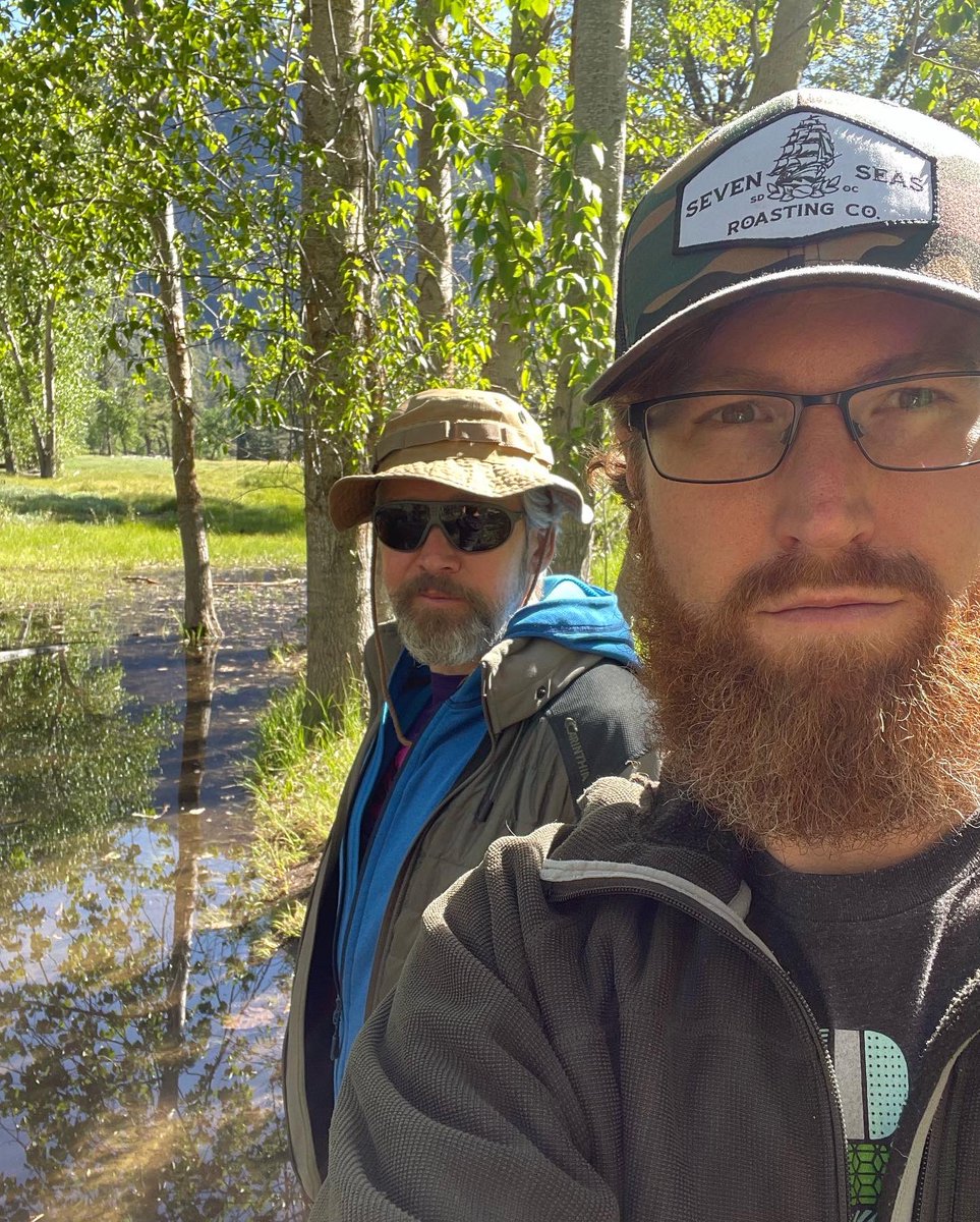 Flashback Thursday to an amazing adventure at Yosemite National Park this May. Waterfall heaven (these negative ions really did a good job)

Quiet your #mind, connect to #nature, establish #roots. 🌵 #naturetherapy 🍁 #foresttherapy 🌳 #forestbathing 🌴 #naturebathing 🌻