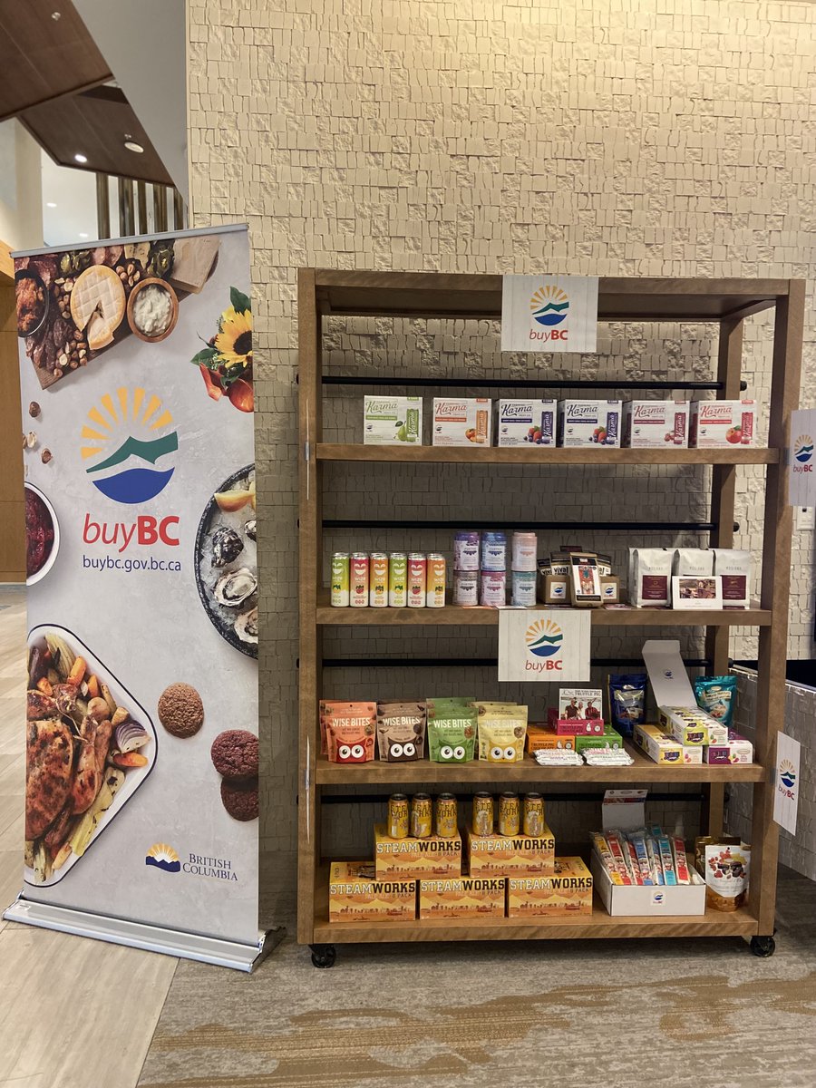 EatDrinkBuyBC's tweet photo. Last week we attended Food Pro 2022! 

It was great meeting some of our partners and peers and sharing how we support this incredible industry through #BuyBC, #FeedBC, and #BCFoodHubNetwork.

#Foodpro22
@bcfoodandbev https://t.co/Gxabv6z8wm