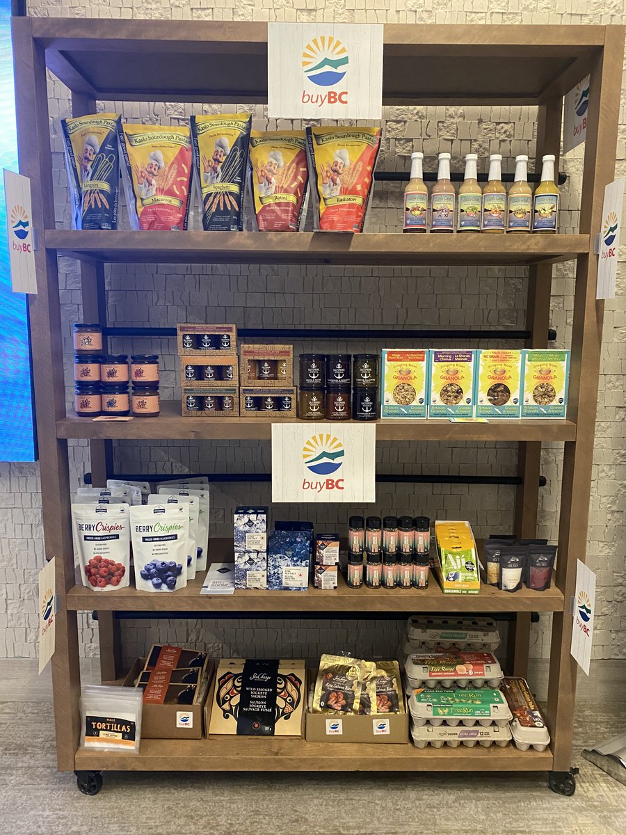 EatDrinkBuyBC's tweet photo. Last week we attended Food Pro 2022! 

It was great meeting some of our partners and peers and sharing how we support this incredible industry through #BuyBC, #FeedBC, and #BCFoodHubNetwork.

#Foodpro22
@bcfoodandbev https://t.co/Gxabv6z8wm