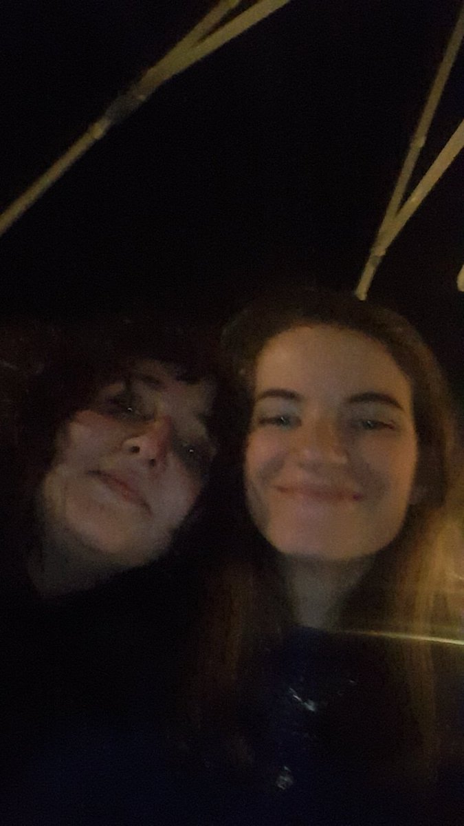 SHAMEEE LEEE TURTIS WE LOVE U <a href="/jamieleecurtis/">Jamie Lee Curtis</a>