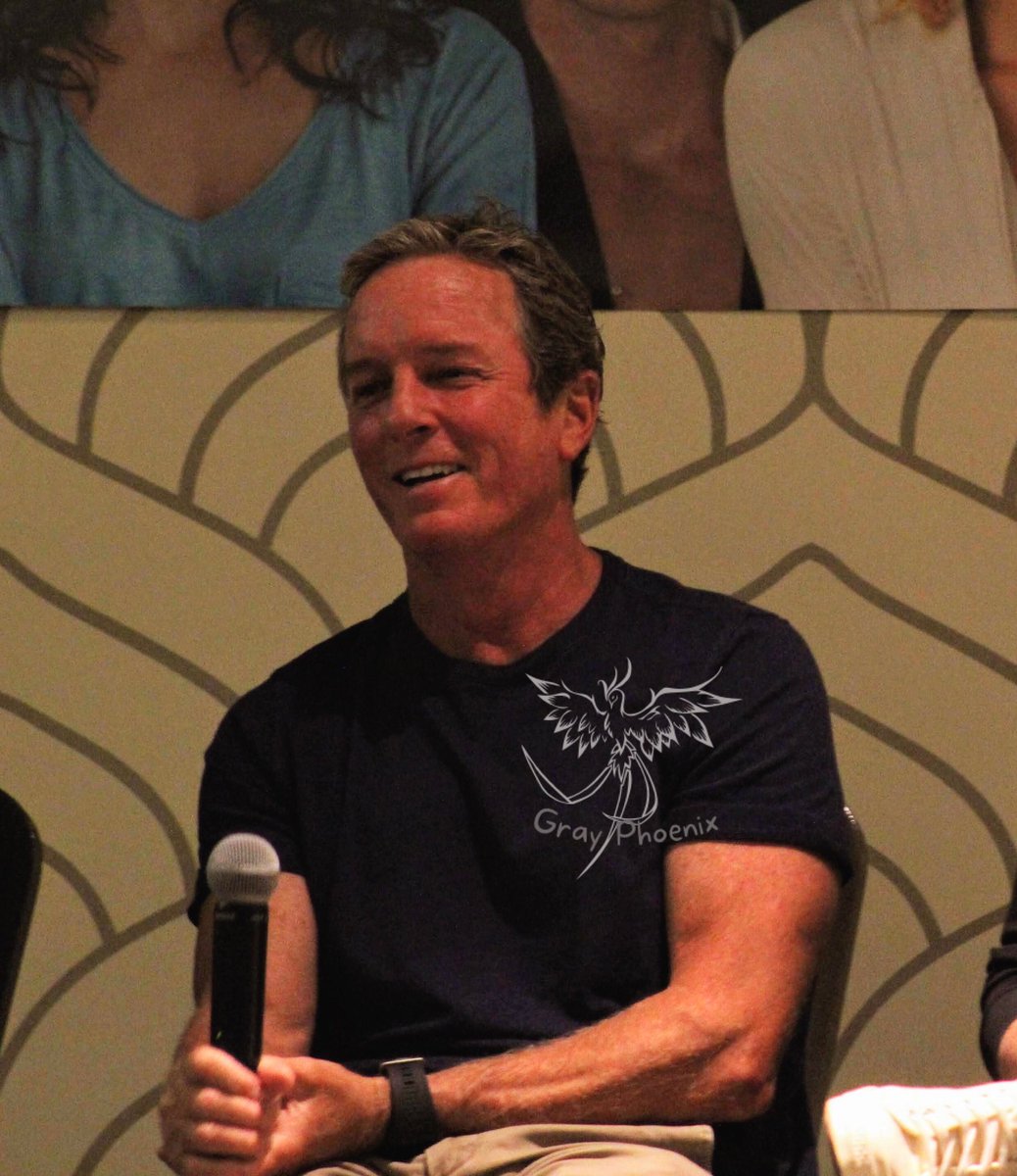 dgray3994's tweet photo. #lindenashby!!! My favorite sheriff!!
Today is #smilethursday, but we’re continuing tomorrow with our smiles!#grayphoenix #grayphoenixphotography #howlercon #howlerreunion2022 https://t.co/mX6b0ddwqy