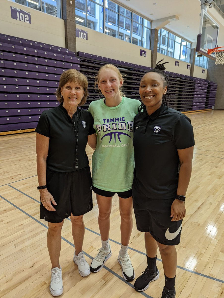 SavyGage's tweet photo. After a great day of camp, I am blessed to have received a division 1 offer from @USTTommiesWBB! Thank you to @CoachSinn, @_Coach_TJewell and the rest of the staff for this amazing opportunity! https://t.co/jBJylsqrZO