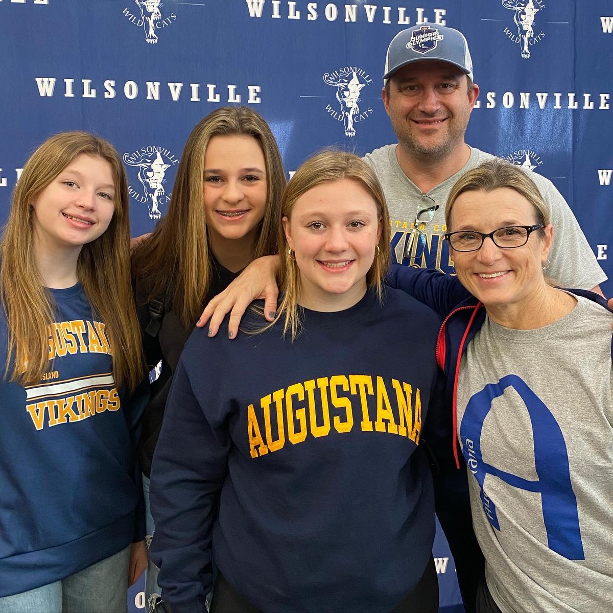 Congratulations to Olivia Parry, our long-time club team member and standout for Tualatin High School water polo. She will continue her water polo career at Augustana College. Congrats Olivia!!! We’re proud of you! 💙🙌👊 #oregonwaterpolo #newbergwaterpolo #augustanawaterpolo