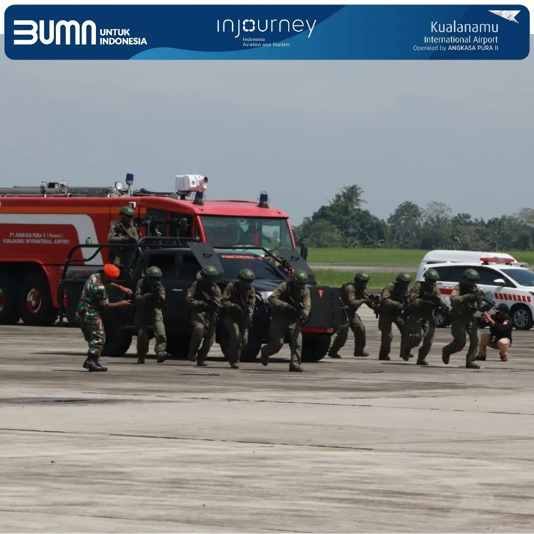 kno_airport's tweet photo. "The Force is not a power you have. It's not about lifting https://t.co/jtBUvAkDFc's the energy between all things,a tension,a balance,that binds the universe together."-Luke Skywalker

Pelaksanaan Simulasi Penanganan Pesawat Udara di Darat Setelah Pemaksaan Mendarat (Force Down) https://t.co/zl5ksYuWWY