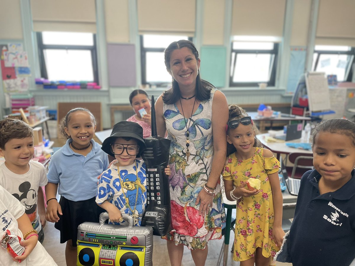 Dance 💃🏼🪩 Day 🎶