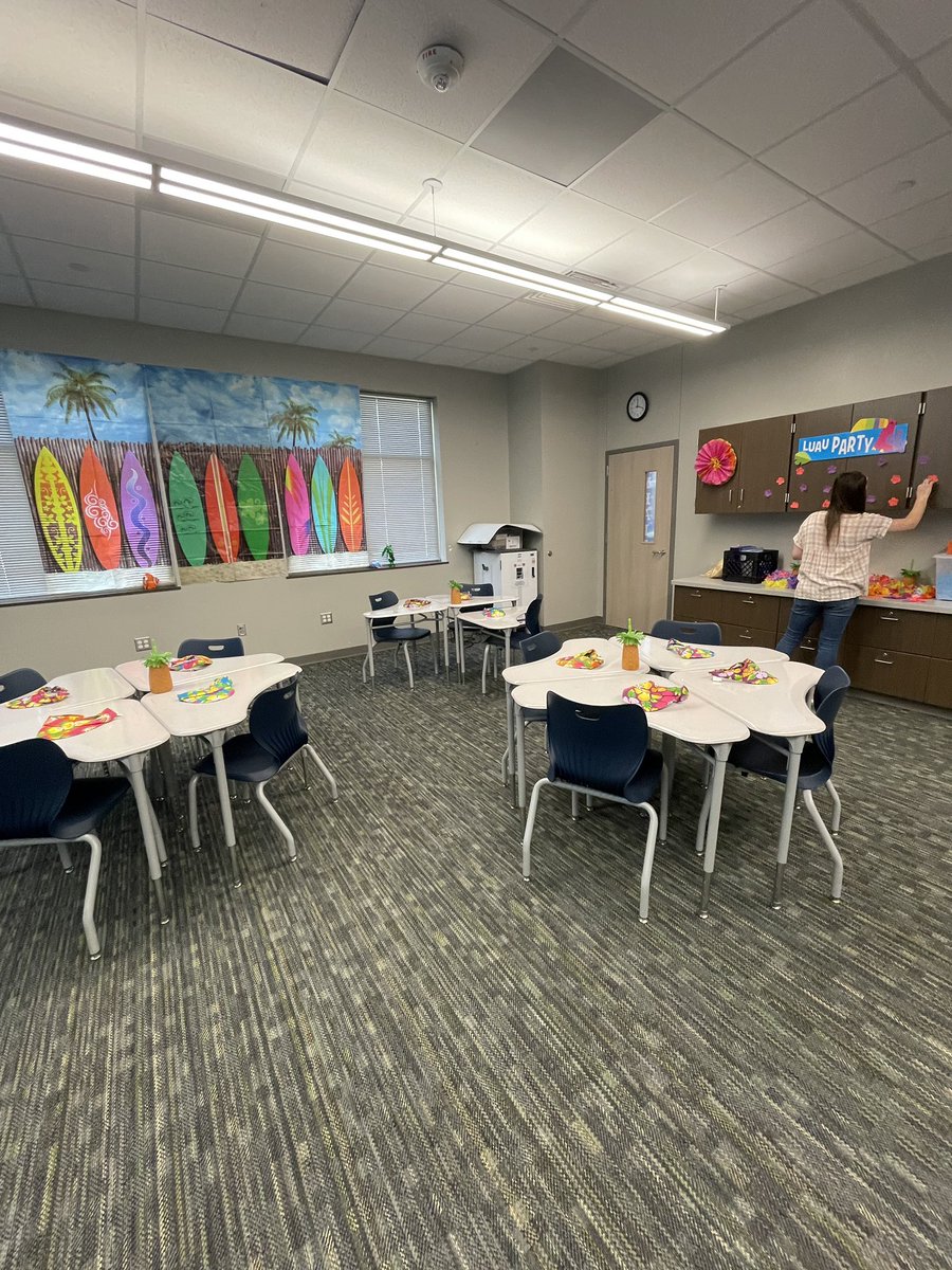 BreaynH's tweet photo. Worked with a wonderful group for two days getting ready for summer school! #WeAreGroves @HumbleISD_GE @Curllonangela @stephanie_dye11 https://t.co/MWdqaSZwos