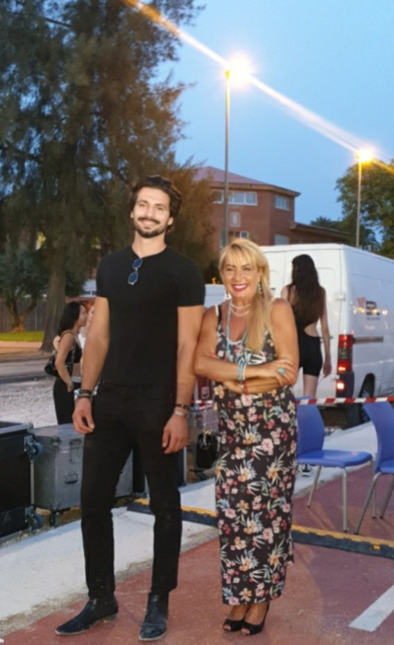 LopezyValiente's tweet photo. Tengo buen gusto para elegir al modelo más guapo e interesante de el evento acontecido esta noche con mucho éxito en #Murcia en el #BoulevardDelSoterramiento
#ModaSostenible #ArteUrbano #MonroeModels
Buenas noches Chicas 😉😘
@GINACAICEDO17 @JacquelinSnch13 @MariaMa04509726 https://t.co/QStTiHwfXe
