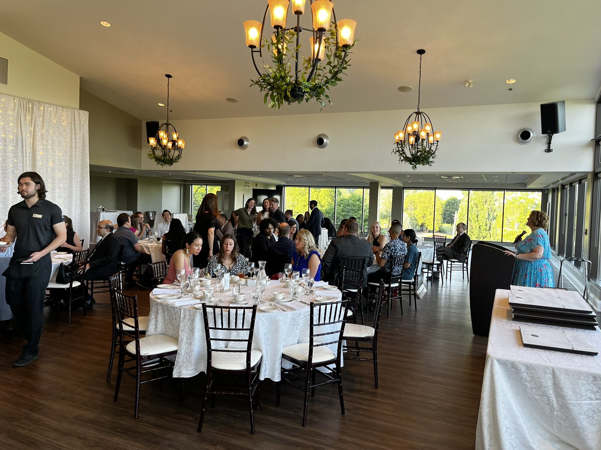 MacEmerg's tweet image. Kicking off the @MacEmerg Divisions of Emergency Medicine annual excellence in teaching awards dinner 2022. So excited to celebrate all of the award winners and admin team who make all of our academic programs so successful!! #MedTwitter #MedEd