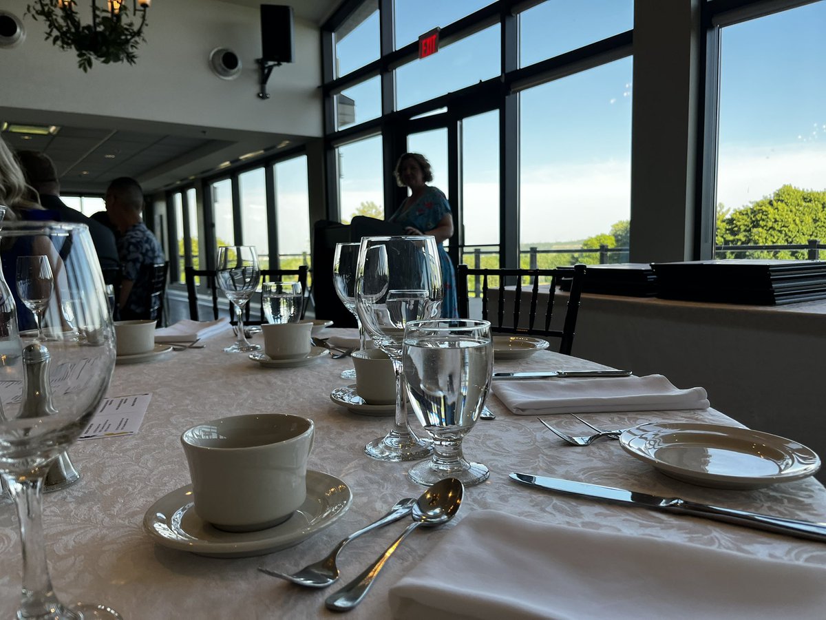 MacEmerg's tweet image. Kicking off the @MacEmerg Divisions of Emergency Medicine annual excellence in teaching awards dinner 2022. So excited to celebrate all of the award winners and admin team who make all of our academic programs so successful!! #MedTwitter #MedEd