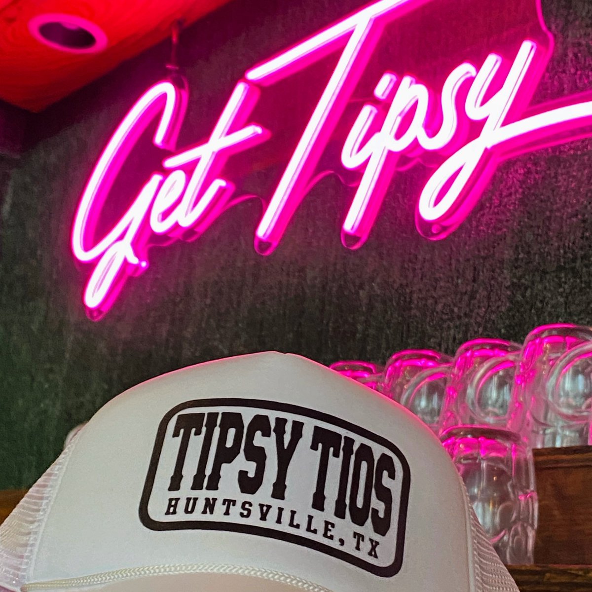 TipsyTios's tweet photo. Don’t forget to grab one of our Tipsy Tios hats off the website if you haven’t already. Check out https://t.co/WPNec4MeWm for all your summer merchandise needs 😎
•
•
•
#tipsytios #cantina #huntsville #texas #samhoustonstate #shsu #tipsy #gettipsy #tipsybartender https://t.co/18siccmcnP