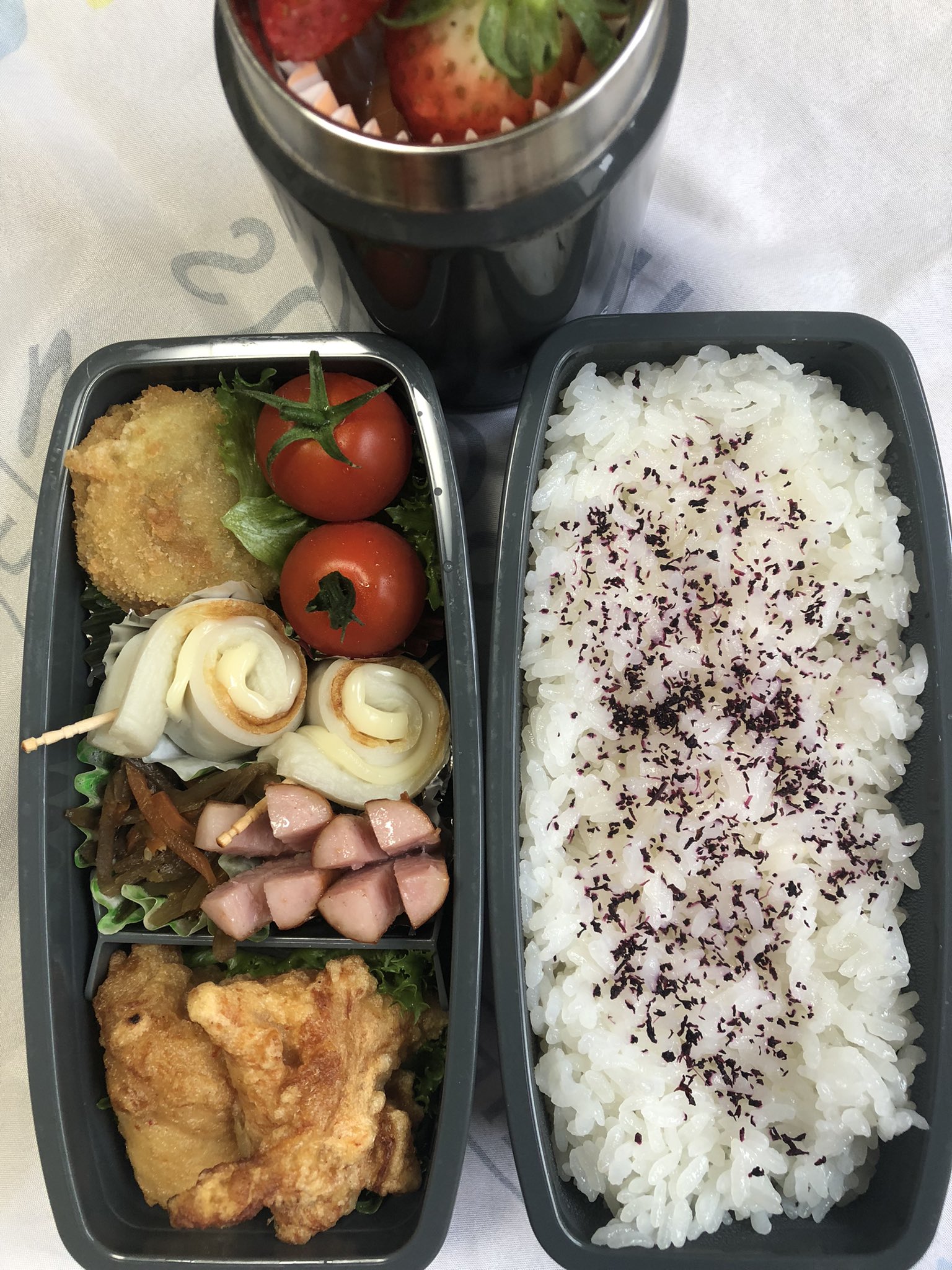 いつもひるね Pa Twitter 男子高校生弁当 お弁当記録 少食男子 やっと金曜日 お弁当おかずのネタ切れ T Co T0eji3bvkn Twitter いつもひるね Pa Twitter 男子高校生弁当 お弁当記録 少食男子 やっと金曜日 お弁当おかずのネタ切れ T Co T0eji3bvkn Twitter