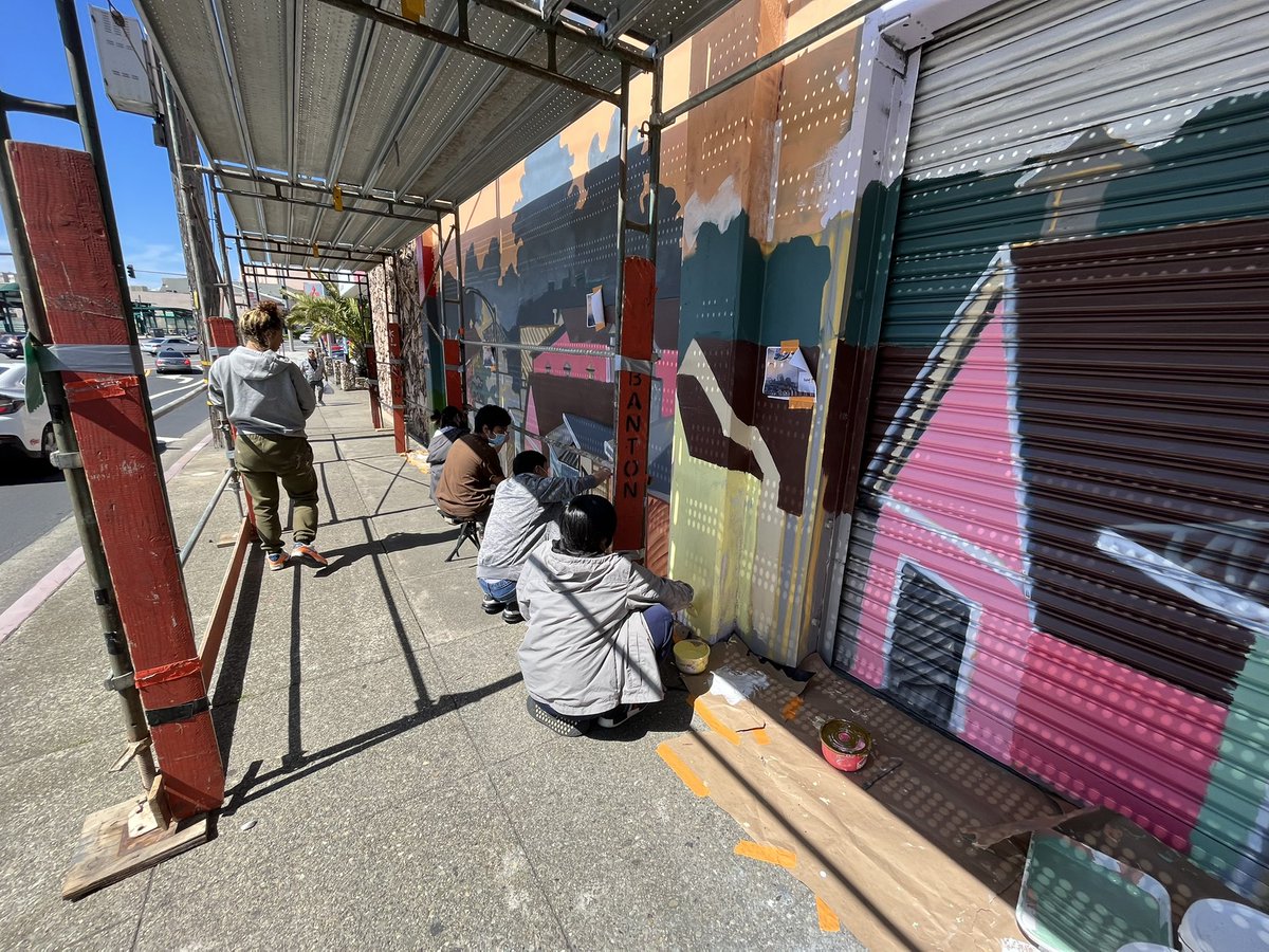 Stopped by the beautiful mural in-progress at the corner of Brunswick &amp; Hillside in Daly City! 

Thanks to Victoria Magbilang, Dragonfly Community Arts, Bay Area Mural Program &amp; Jefferson HS Arts Club for bringing this much needed touch of color to our city!