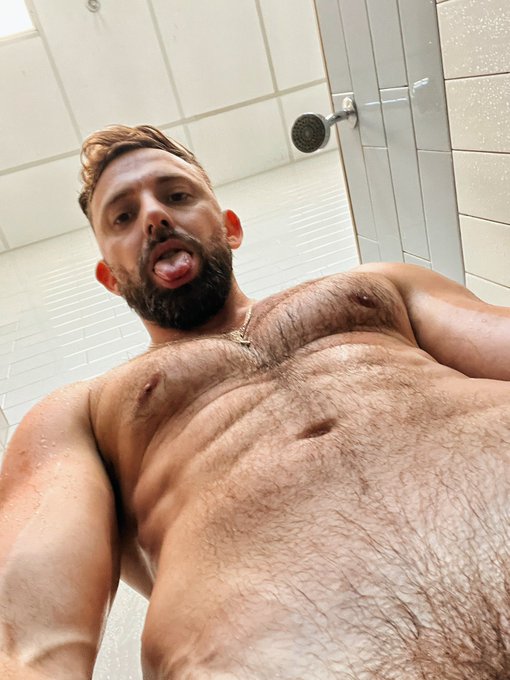 Open your mouth 💦 https://t.co/cDZsAMmZ2H