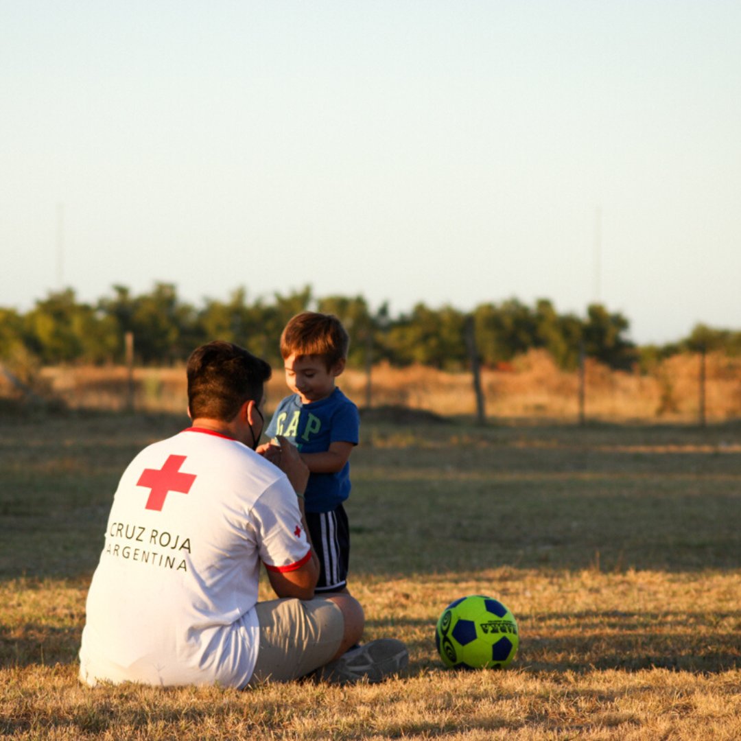 CruzRojaArg's tweet photo. Confiamos en el poder de nuestras acciones ❤️ ▶️ ¡Sumate a transformar realidades! 

Con tu apoyo podemos seguir trabajando junto a las comunidades que más lo necesitan. 

Doná ahora en ▶️ https://t.co/BQbxuHbugz

#CruzRojaSiempreEstá⛑️❤️ https://t.co/bUIpEjyP1x
