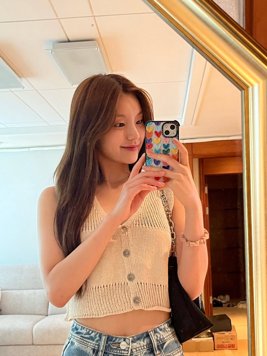 lilicastillo_'s tweet photo. ㅤㅤ
           
        ⟼ good morning ~ 

ㅤㅤ https://t.co/PbInqLrD8R