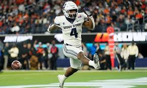 Jalenrec's tweet photo. After a great conversation with @AnthonyJTucker @kcef35 . I am 100% committed to @USUFootball on a full ride scholarship #GoAggies #Utahstate https://t.co/l6KylcHnND