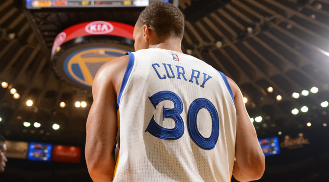 CrocoPicks's tweet photo. Si los Warriors le ganan hoy el campeonato a los Celtics en 6 juegos, voy a regalar una jersey de Stephen Curry a alguna de las personas que de ❤️ y 🔁 a este tuit
No olviden seguirme ya que en caso de que se arme, el ganador se anunciara por aquí el día de mañana 🚀
GOOD LUCK 🍀 https://t.co/BBbVi0fdFd