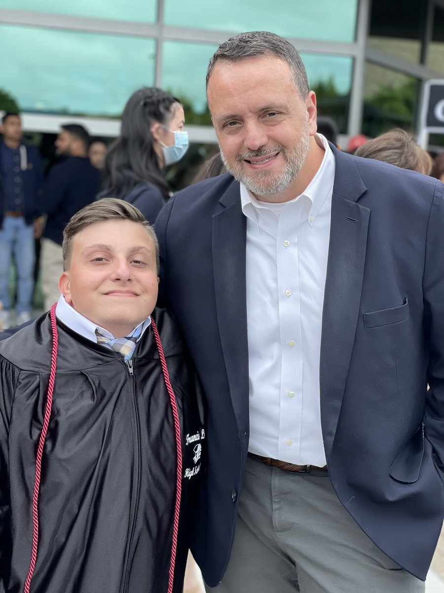 Dr. Tony Sinanis tweet media