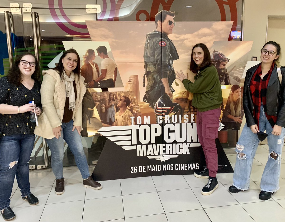 adrycwb's tweet photo. I finally watched and was literally grabbing my seat. How does Tom Cruise still look so young, made me feel old 😂 @MauricioPontes https://t.co/yRN2CUck5a