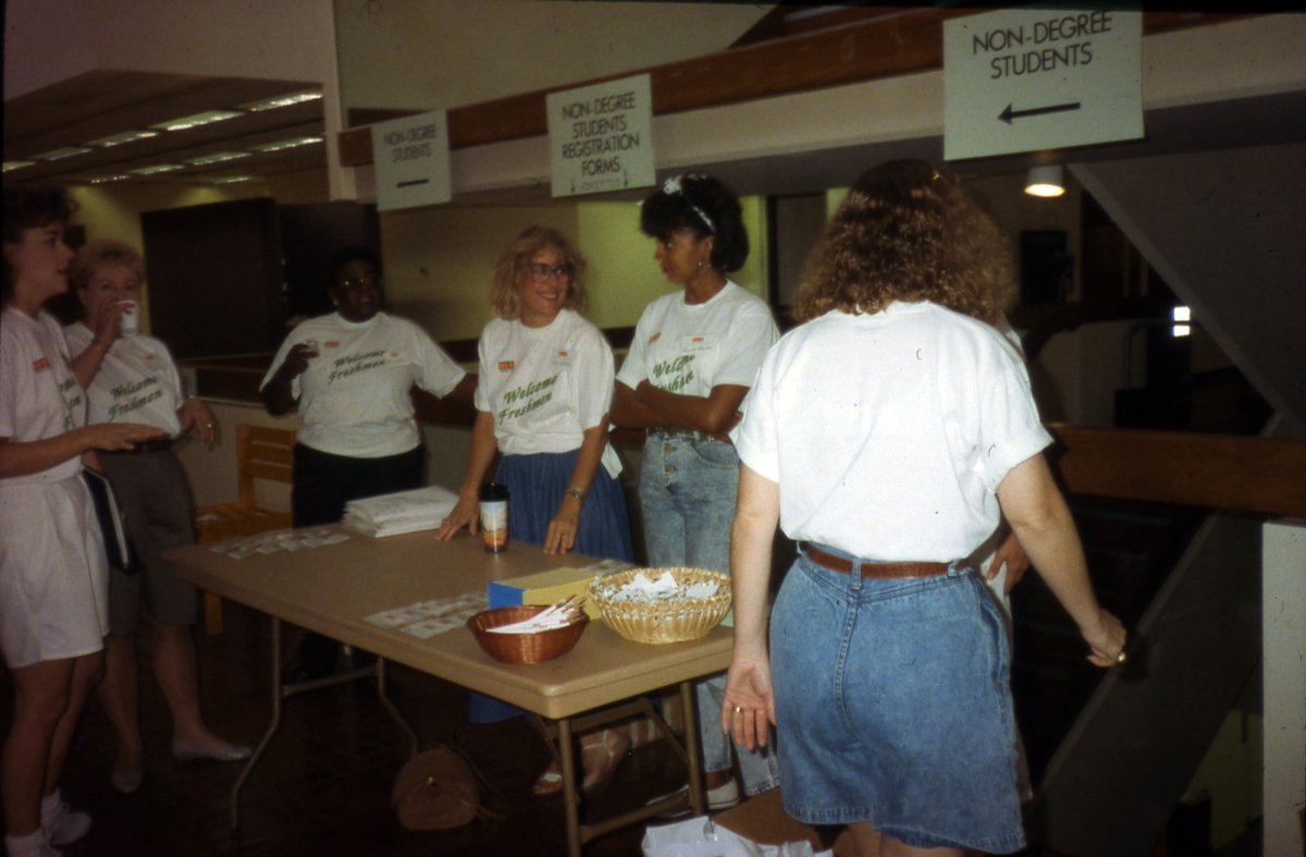 UT_Dallas's tweet photo. #tbt to our first freshman orientation in 1990 ☄️ https://t.co/Qjvd54hxWM