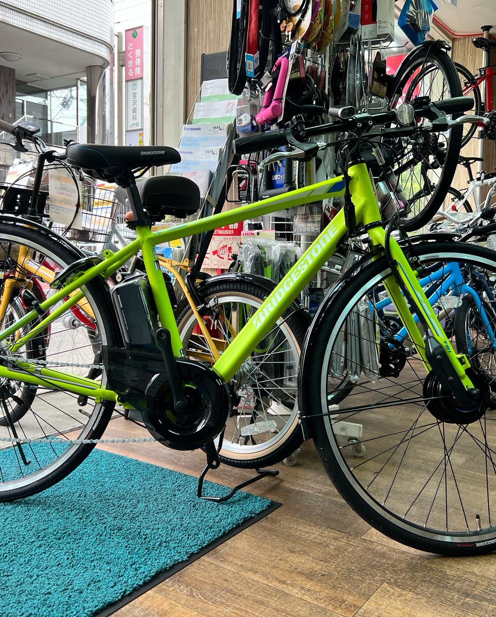 CP_TJline's tweet photo. #サイクルパートナー東武練馬店 
#brigdestone #tb1e #入荷 
#ebike #クロスバイク #ネオンライム 

#サイクルパートナーはアフターサービス充実で安心長持ち https://t.co/6t7QKyiphX